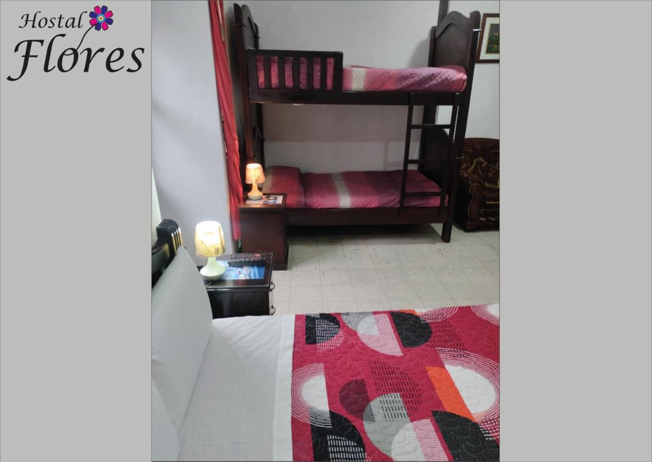 Hostal Flores Quito Bagian luar foto